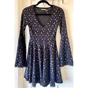 Kimchi Blue Bell Sleeve Dress